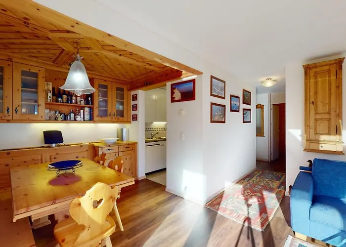 Truoch Appartamento Samedan